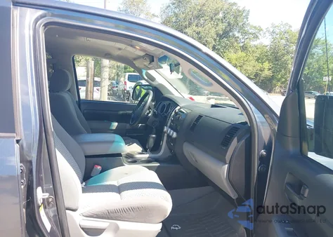 2010 Toyota Tundra Grade 5.7L V8 from USA, damaged, VIN 5TFDY5F18AX143035